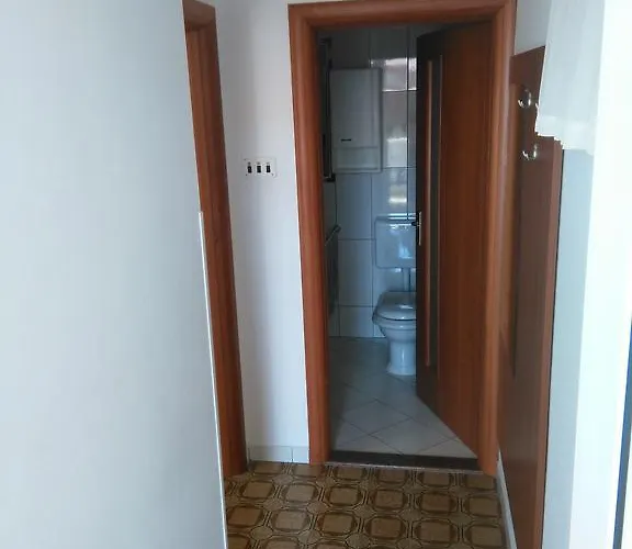 Silvija Πανσιόν 3*