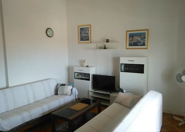 Πανσιόν Silvija Ζαντάρ